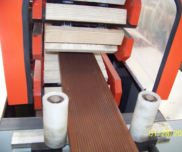 WPC Decking Profile Extrusion Machine